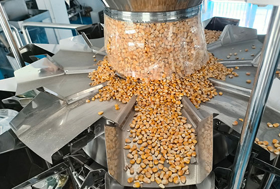 玉米粒自動化包裝機械應用場景以及性能優(yōu)勢